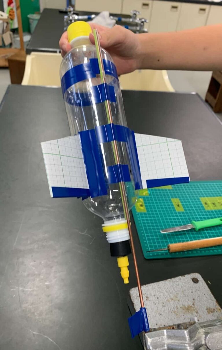 絶対喜ぶ！お手軽小型ペットボトルロケットの作り方と飛ばし方 科学のネタ帳